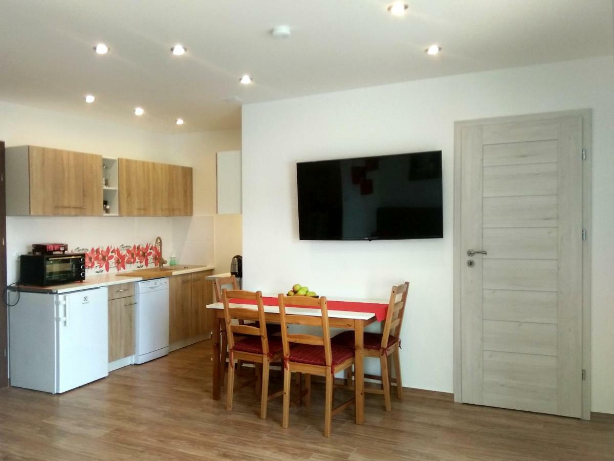 Borowka W Blue Mare Apartment Łukęcin Екстериор снимка